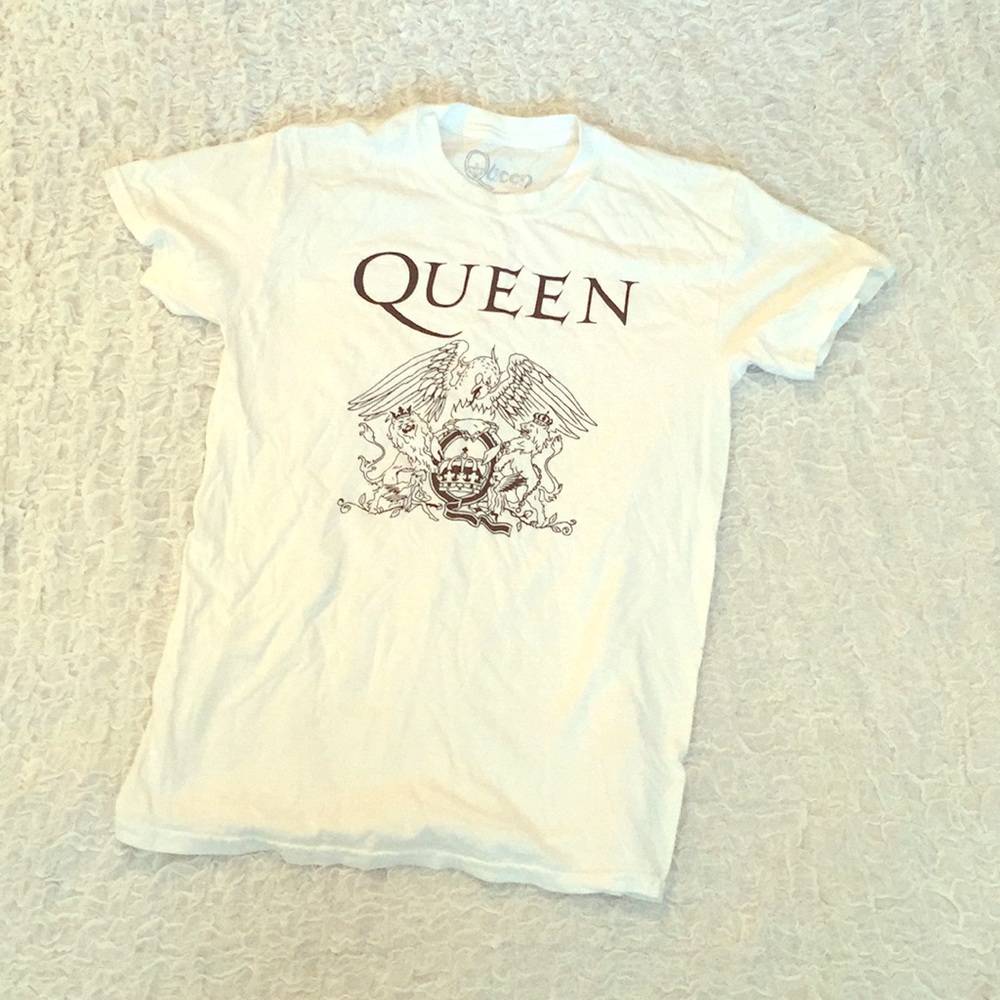 Queen tee shirt
